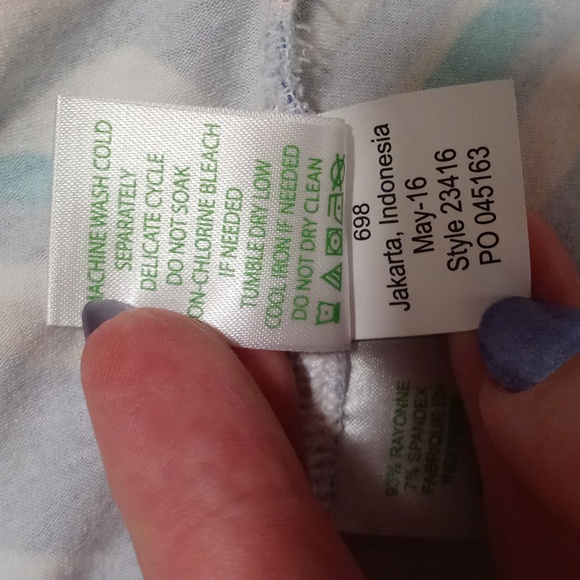 🔴SOLD🔴🌺HTF Lilly Pulitzer🌺 - UPF 50+ Vero Tunic - Picture 13 of 16